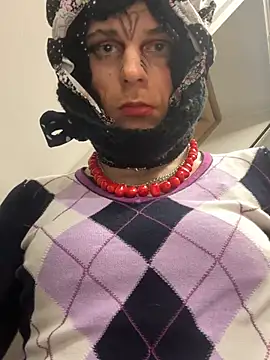 Snapshot of SophieBounce7 chatting on 03/23/26, 10:25 SophieBounce7 online show from 03/23/26, 10:25