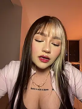 Daniela ruizz online show from 06/26/26, 03:33