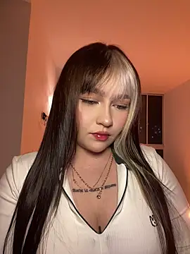 Daniela ruizz online show from 06/27/26, 02:49
