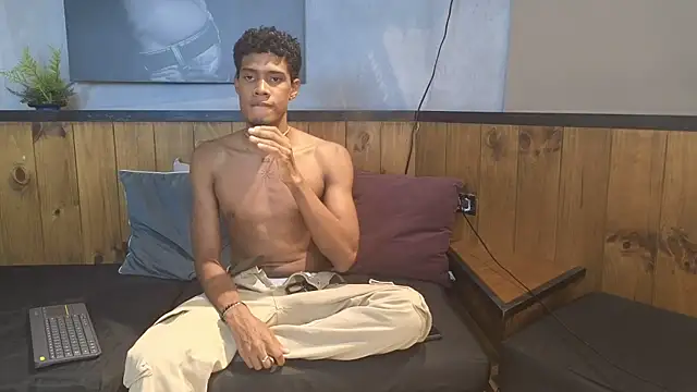 Snapshot of sweet__ethan chatting on 12/16/25, 03:22 sweet ethan online show from 12/16/25, 03:22