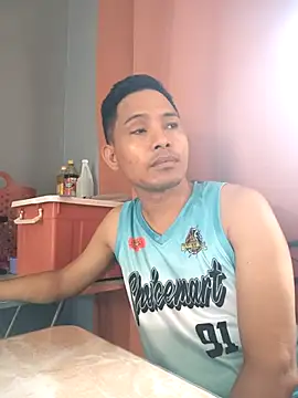 jevtobias online show from 12/16/25, 04:17