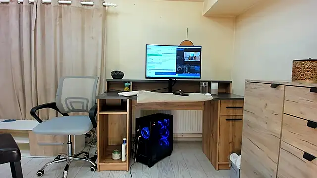 classy medea online show from 05/11/26, 12:27