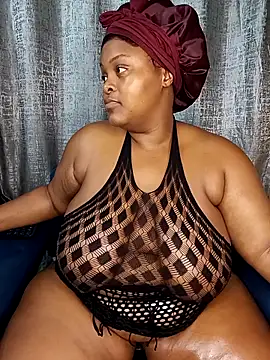 ChoklitBerryXX online show from 05/03/26, 08:26