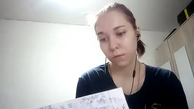 Snapshot of Annette_meow1 chatting on 12/23/25, 08:12 Annette meow1 online show from 12/23/25, 08:12