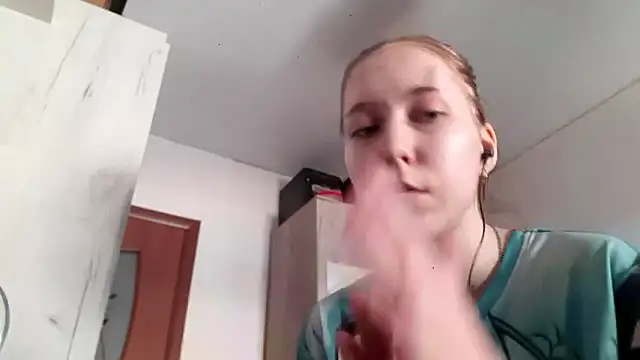 Snapshot of Annette_meow1 chatting on 03/10/26, 11:26 Annette meow1 online show from 03/10/26, 11:26