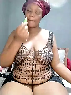 SexyAssQueenX online show from 05/13/26, 01:47