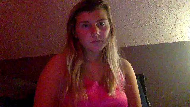 Snapshot of goddesscandy22 chatting on 04/02/26, 12:41 goddesscandy22 online show from 04/02/26, 12:41