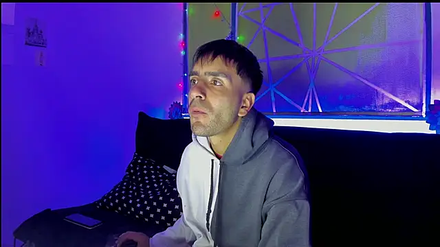 Snapshot of Lord_Apolo chatting on 02/14/26, 12:24 Lord Apolo online show from 02/14/26, 12:24