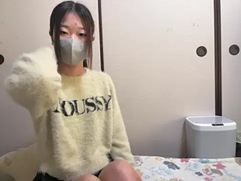 Snapshot of kuromi_chan_oo chatting on 03/04/26, 10:27 kuromi chan oo online show from 03/04/26, 10:27