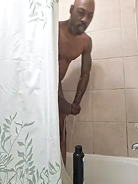 Snapshot of Rizzle9800 chatting on 03/20/26, 06:02 Rizzle9800 online show from 03/20/26, 06:02