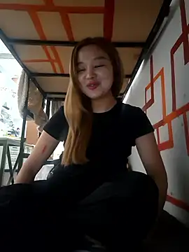 Snapshot of SherrylShaw chatting on 01/10/26, 10:14 SherrylShaw online show from 01/10/26, 10:14