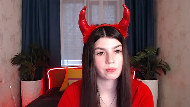 KisaModel online show from 12/14/25, 03:45