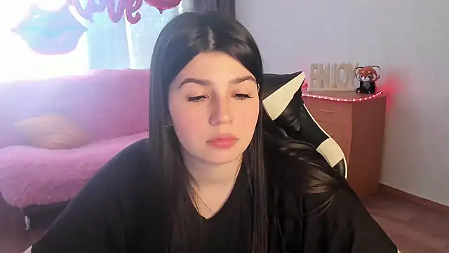 KisaModel online show from 04/29/26, 07:01