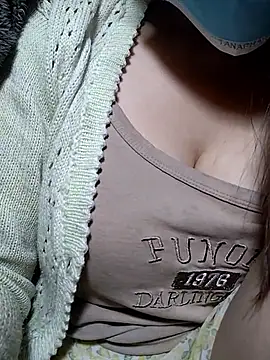 Snapshot of neko-nancy chatting on 12/16/25, 02:16 neko-nancy online show from 12/16/25, 02:16