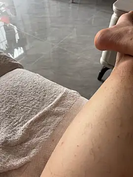 qwe522522 online show from 04/09/26, 06:41