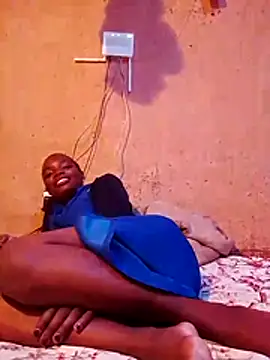 Snapshot of SEXY-NAIMA chatting on 01/05/26, 08:23 SEXY-NAIMA online show from 01/05/26, 08:23