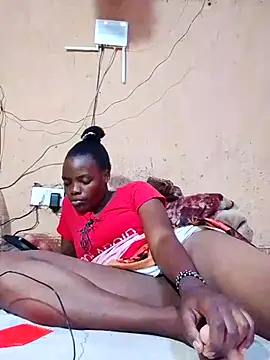 Snapshot of SEXY-NAIMA chatting on 03/18/26, 10:18 SEXY-NAIMA online show from 03/18/26, 10:18