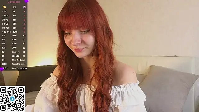 VelvetZephra online show from 06/18/26, 03:05