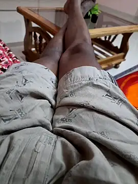 Snapshot of piedic chatting on 12/13/25, 07:53 piedic online show from 12/13/25, 07:53