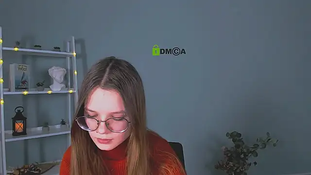 caroline eclipse online show from 12/14/25, 09:58