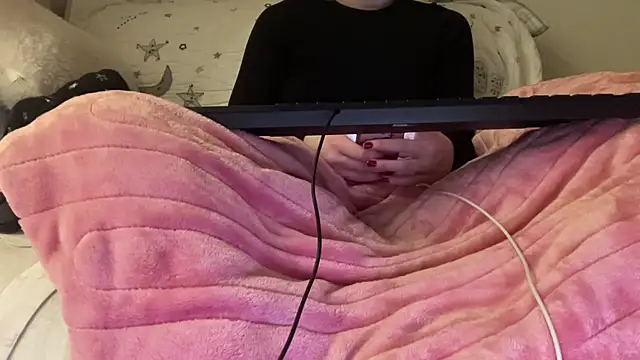 Snapshot of ijustturned18today chatting on 02/07/26, 07:50 ijustturned18today online show from 02/07/26, 07:50