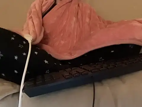 Snapshot of ijustturned18today chatting on 02/16/26, 06:53 ijustturned18today online show from 02/16/26, 06:53