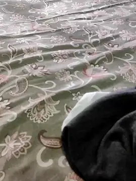 Snapshot of Cuple_masti72 chatting on 02/05/26, 09:25 Cuple masti72 online show from 02/05/26, 09:25