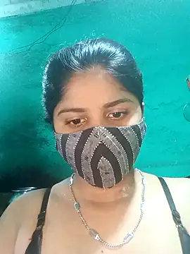 Snapshot of Cuple_masti72 chatting on 04/05/26, 08:22 Cuple masti72 online show from 04/05/26, 08:22