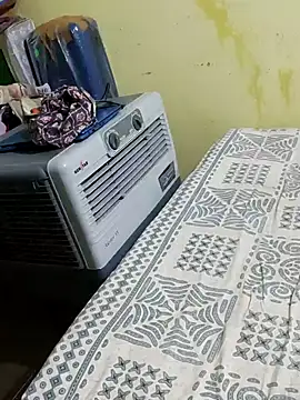 Snapshot of Cuple_masti72 chatting on 06/25/26, 11:31 Cuple masti72 online show from 06/25/26, 11:31