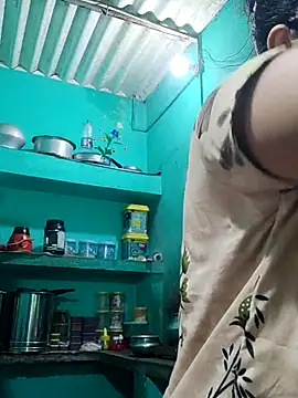 Snapshot of Cuple_masti72 chatting on 07/12/26, 02:35 Cuple masti72 online show from 07/12/26, 02:35