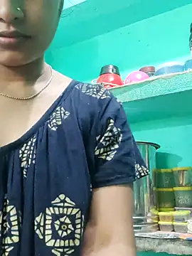Snapshot of Cuple_masti72 chatting on 07/16/26, 02:50 Cuple masti72 online show from 07/16/26, 02:50