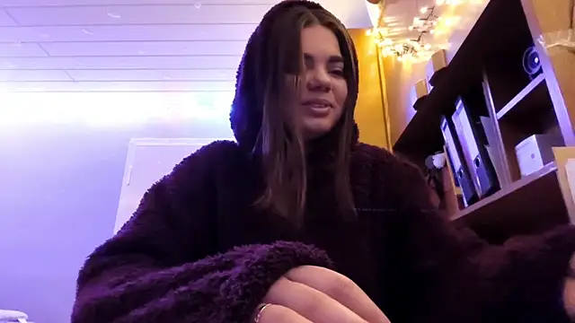 Mona Slearys online show from 12/20/25, 11:34