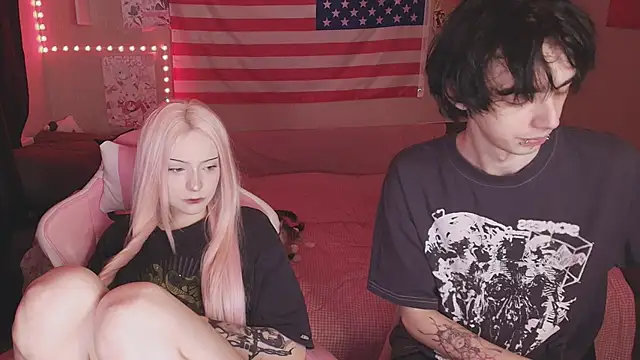 Snapshot of midnight_memories chatting on 02/13/26, 01:01 midnight memories online show from 02/13/26, 01:01