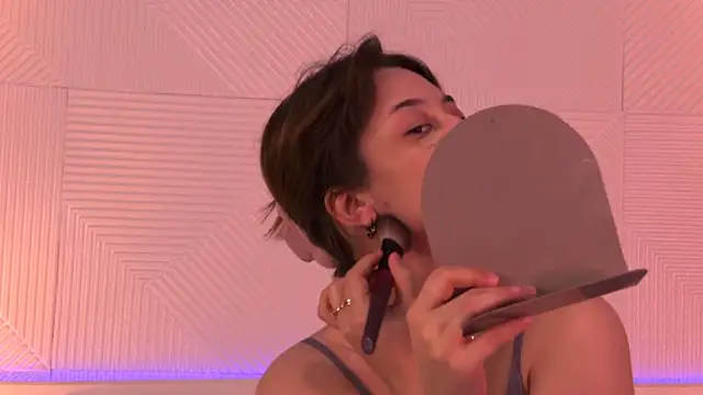 LucieBliss online show from 06/24/26, 05:23