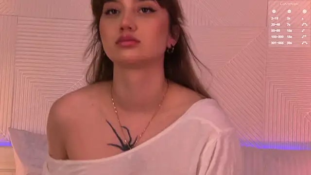 LucieBliss online show from 06/26/26, 05:06