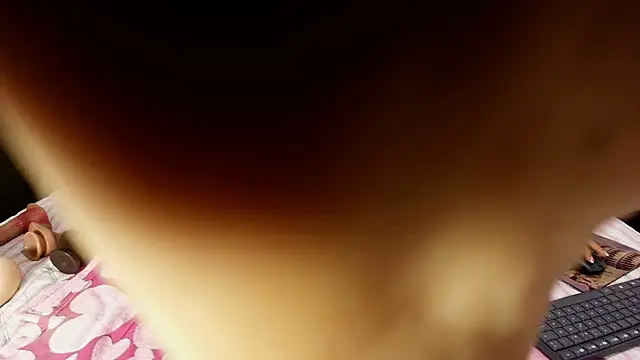 Snapshot of _cataleya_0_0 chatting on 04/04/26, 01:04 cataleya 0 0 online show from 04/04/26, 01:04