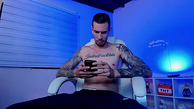 J king   online show from 06/17/26, 12:29
