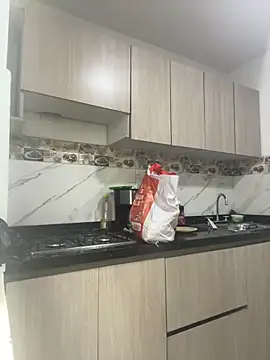 Snapshot of TiifanyGrey chatting on 03/31/26, 01:44 TiifanyGrey online show from 03/31/26, 01:44