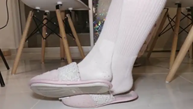 Feetbeth online show from 06/21/26, 07:00