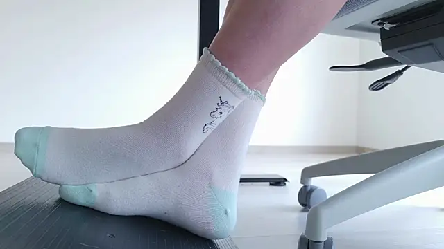 Feetbeth online show from 06/22/26, 05:43