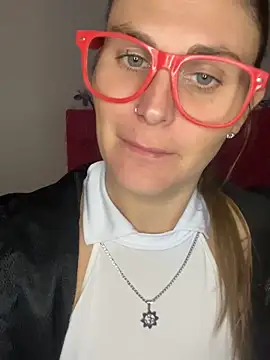Snapshot of rubia_culonaa chatting on 05/19/26, 04:08 rubia culonaa online show from 05/19/26, 04:08