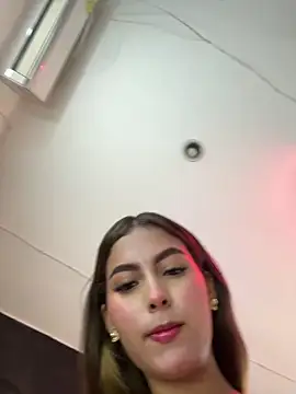 Valeria-escobar online show from 05/26/26, 12:34