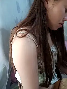 Snapshot of little-effy chatting on 07/08/26, 10:20 little-effy online show from 07/08/26, 10:20