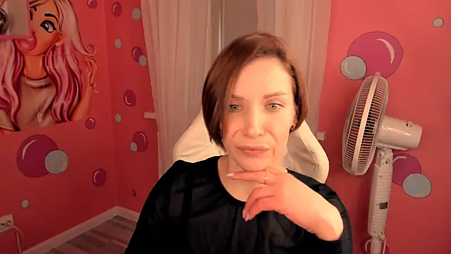 Snapshot of DakotaShelton chatting on 04/02/26, 10:57 DakotaShelton online show from 04/02/26, 10:57