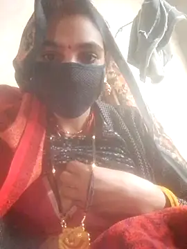 Laxmi9090 online show from 12/13/25, 09:42