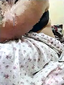 Snapshot of Sexy_Riya123 chatting on 12/15/25, 05:17 Sexy Riya123 online show from 12/15/25, 05:17