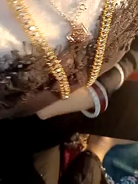 Snapshot of BEST-LOVER-1 chatting on 12/19/25, 06:15 BEST-LOVER-1 online show from 12/19/25, 06:15