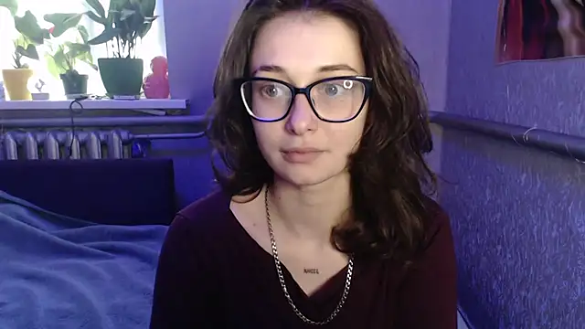 Snapshot of Angelik5371 chatting on 04/01/26, 02:03 Angelik5371 online show from 04/01/26, 02:03