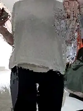 Snapshot of NovaMia chatting on 02/15/26, 08:13 NovaMia online show from 02/15/26, 08:13