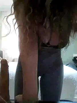 Snapshot of NovaMia chatting on 03/10/26, 09:47 NovaMia online show from 03/10/26, 09:47